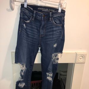 Shredded American eagle 🦅 blue jeans